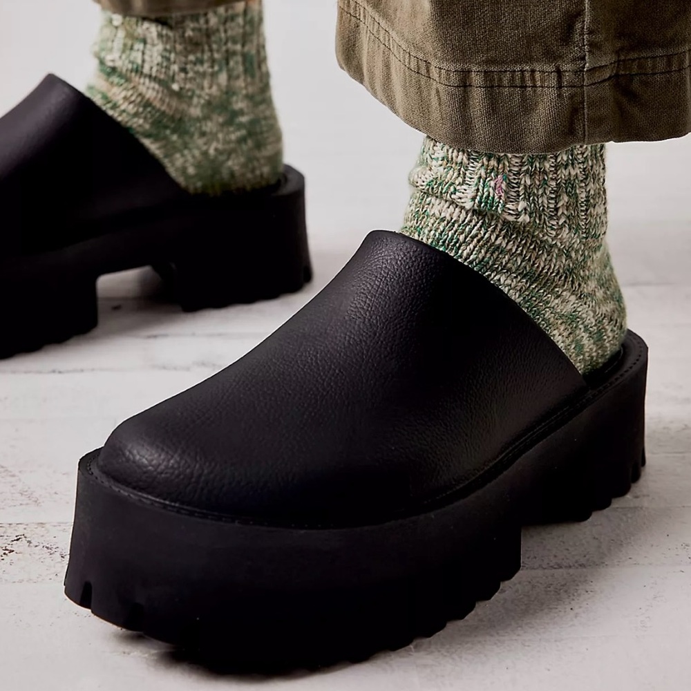 Jeffrey Campbell Black Platform Mule